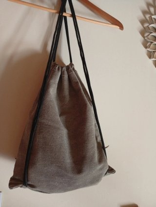 Mochila Beige con Estrella Gris
