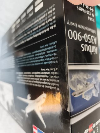 Maqueta Airbus A350-900 1:144 Revell