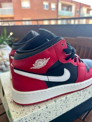 Nike Air Jordan 1 Mid