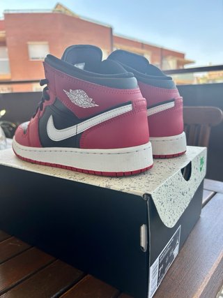 Nike Air Jordan 1 Mid