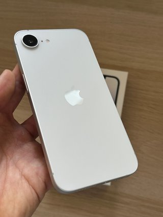 Apple iPhone 16e