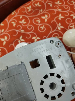 2 Teléfonos Antiguos Juguete Años 70 Beige
