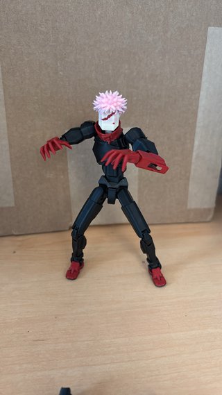 Figura Yuji Itadori con Accesorios