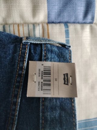 Levi's 501 talla 32 equivalente a 42 europe
