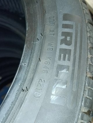 4x Pirelli Sottozero M+S R18 6-7mm 235 265 45 R18