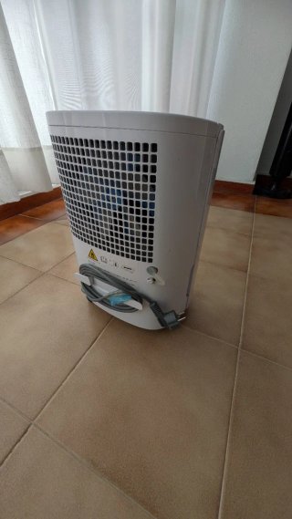 Deshumidificador Ufesa DH5010 (10L/día)