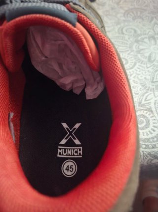 Zapatillas Munich Hombre Nuevas Talla 42