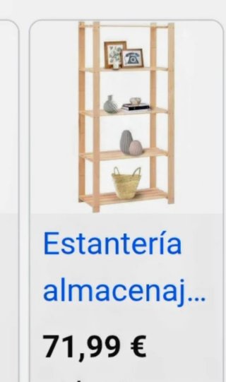 Estantería de madera natural