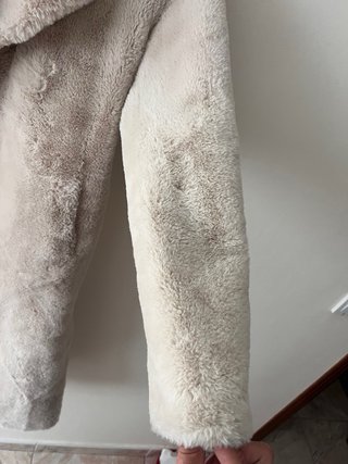 Abrigo largo de pelo beige mujer