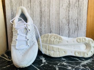 Under Armour HOVR Zapatillas Deportivas Blancas