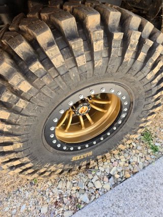 Ruedas maxxis trepador conpuesto blando 37/12.5/16
