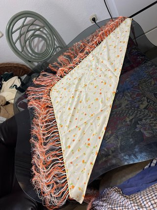 Mantoncillo Flamenco Beige y Naranja