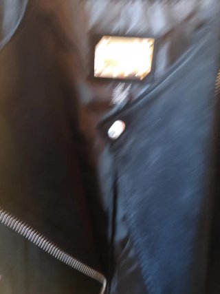 Cazadora de ante negra