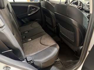 Toyota RAV4 2011