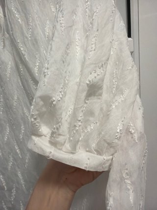 Blusa Zara blanca detalles talla S