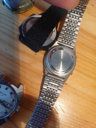 ANTIGUO LOTE DE RELOJES PARA PIEZAS