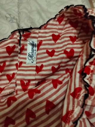 Conjunto falda y blusa estampado corazones