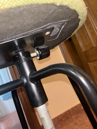 Taburete alto para mesa de dibujo