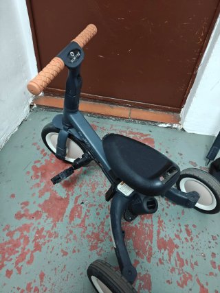 Triciclo evolutivo Olmitos azul oscuro