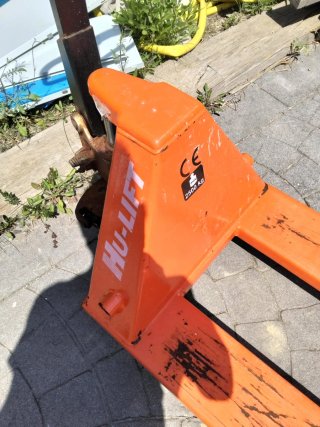 Transpaleta naranja HU-LIFT 2500 kg