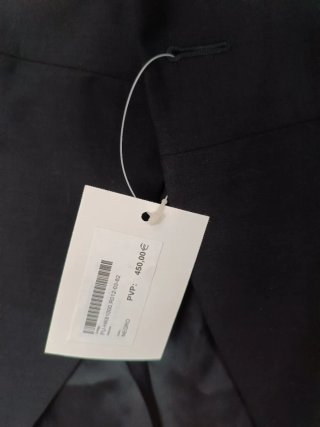 Chaqué de hombre negro