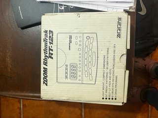 Caja de ritmos ZOOM Rhythmtrak RT123