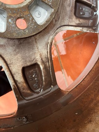Llantas Golf 5 (4 unidades)