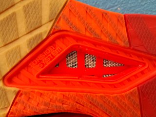 Zapatillas Adidas Naranja y Rojo