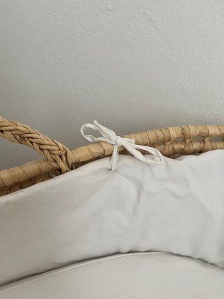 Moisés de mimbre para bebé