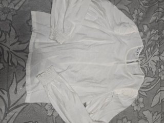 Camisets  manga larga beige talla S. Varios modelo
