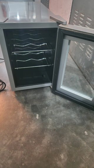 Vinoteca para 6 botellas