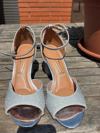 Sandalias Vizzano Plateadas Brillantes Tacon