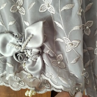 Sottogiacca elegante ricamato