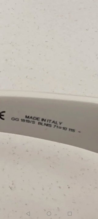 Occhiali da sole Gucci design sportivo