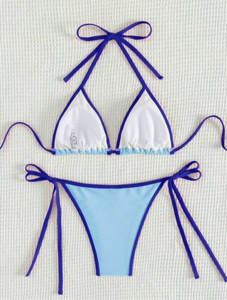 Bikini azul y blanco