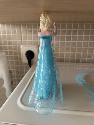 Figura Elsa Frozen Kinder Sorpresa