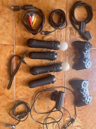 Pack PS3 Sony Negro + Juegos y Accesorios