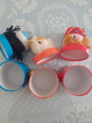 Vasos de cartón decorados Reyes Magos