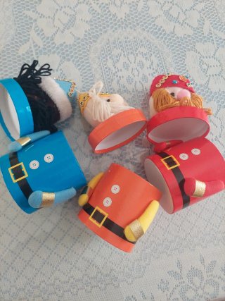 Vasos de cartón decorados Reyes Magos