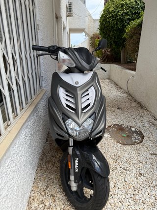 Yamaha Aerox 49cc Negra/Gris
