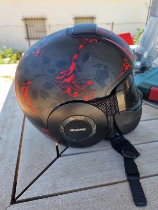 Casco Shark Sanctus Negro/Rojo Talla S