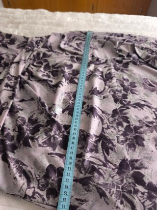 Vestido estampado morado y plata  Diseñador