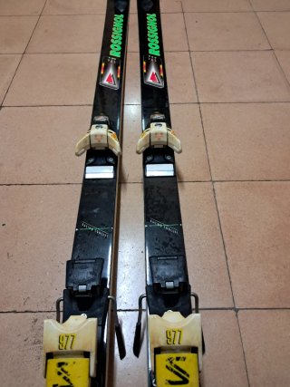 Esquís Vintage Rossignol Competición