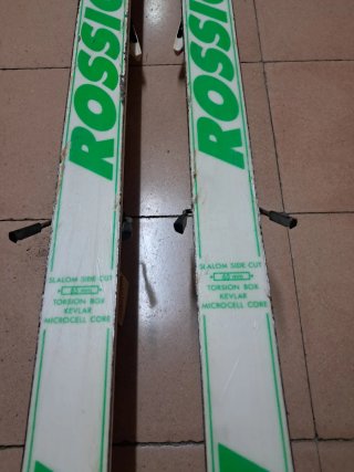 Esquís Vintage Rossignol Competición