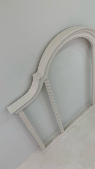 Marco Espejo Curvo Madera Lacado Beige