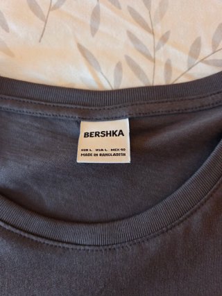 Camiseta Bershka gris hombre