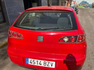 SEAT Ibiza 6L Rojo
