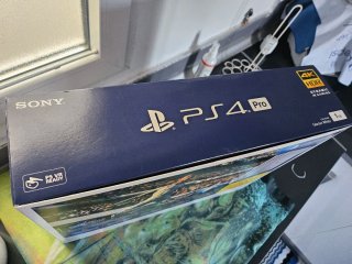 Console PS4 Pro Bianca 1TB