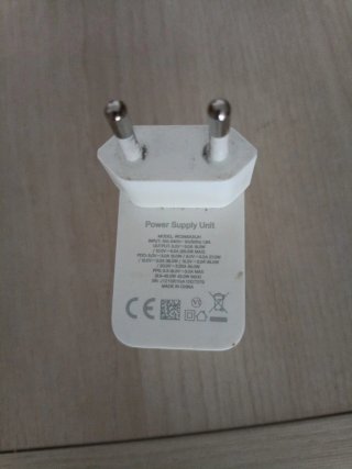 Cargador OnePlus 65W con Cable