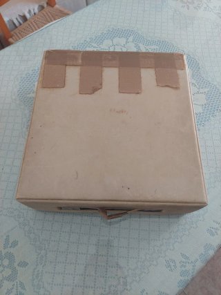 Máquina de escribir Olivetti Lettera 25